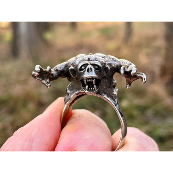 Vintage Mens Silverplate Biker statement ring King Kong Monster Size 13 - Picture 5 of 16